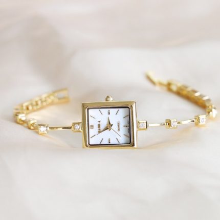Korean Style Lady Square Dial Watch Thin Alloy Watchband White Fritillaria Delicate Retro Fashion Quartz Watch 2