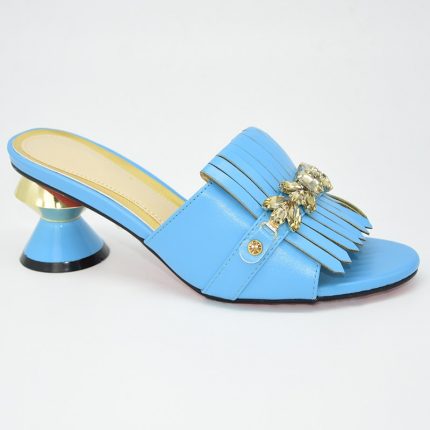 Latest Design Plus Size Shoes Women Woman Sandals 2020 Summer Nigerian Women Party Wedding Pumps Decorated with Rhinestone 2