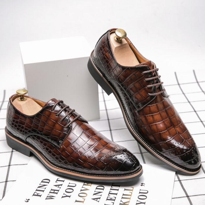 2022 Classic Crocodile Pattern Business Flat Shoes Men Designer Formal Dress Leather Shoes Men's Loafers Christmas Party Shoes 1