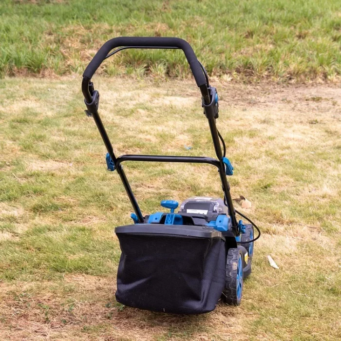 Lawn Garden Mower Cutting Lawn Cropper Grass Cutter Mowing Machine 3